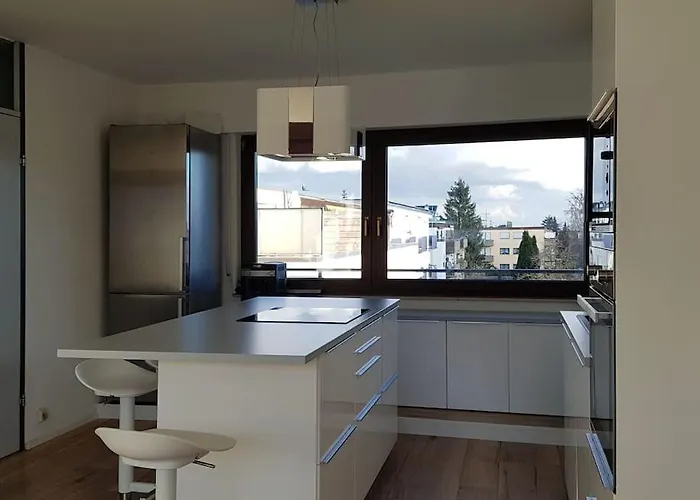 Naehe Flughafen-messe Stuttgart *